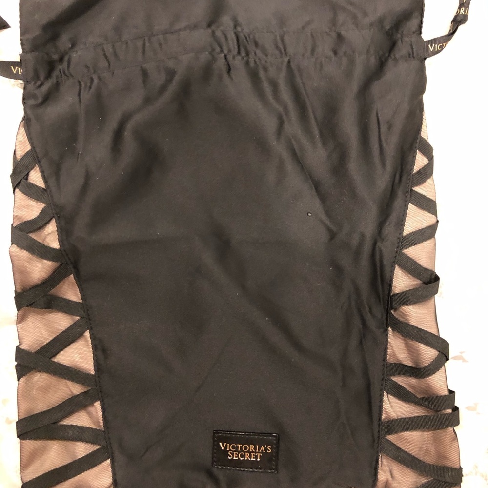 Victories secret travel beg